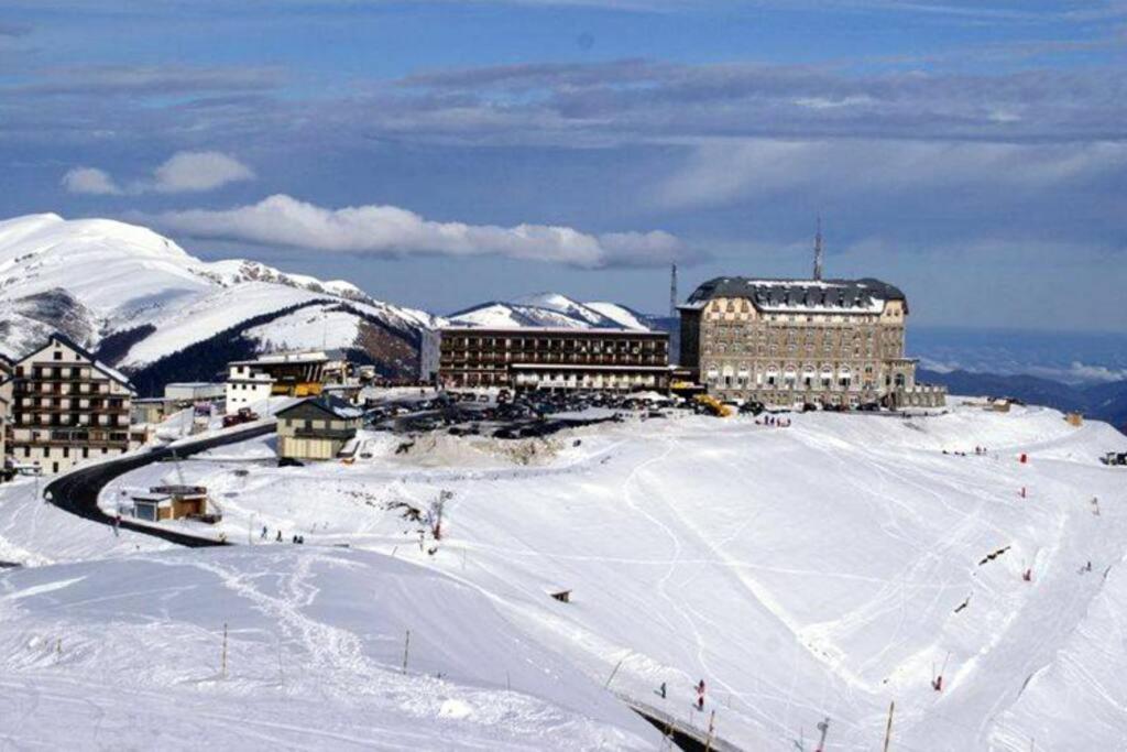 Chez Louise, Appartement T3 A Deux Pas Du Centre Bagnères-de-Luchon المظهر الخارجي الصورة
